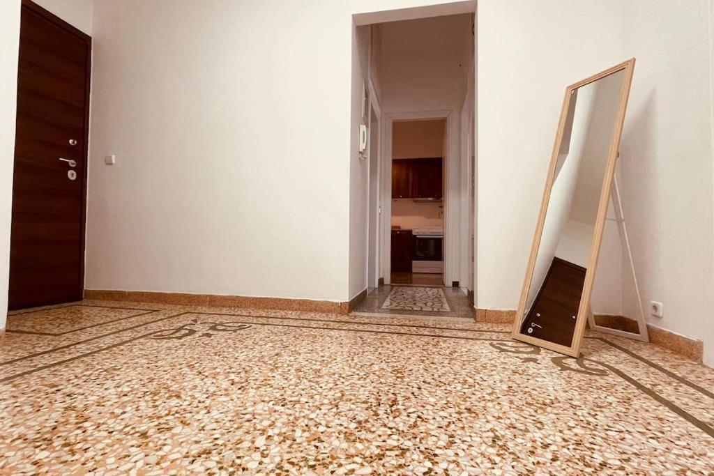 Daisy Apartment 15 Min To Acropolis Athen Exterior foto