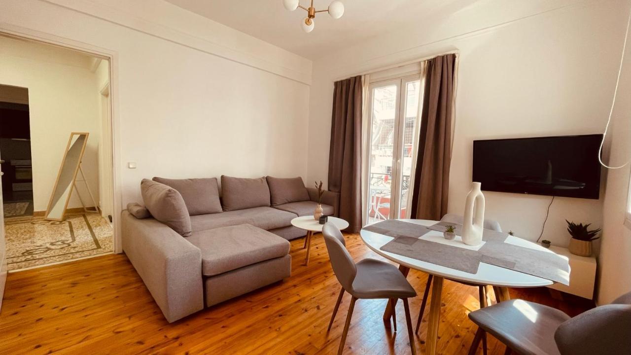 Daisy Apartment 15 Min To Acropolis Athen Exterior foto